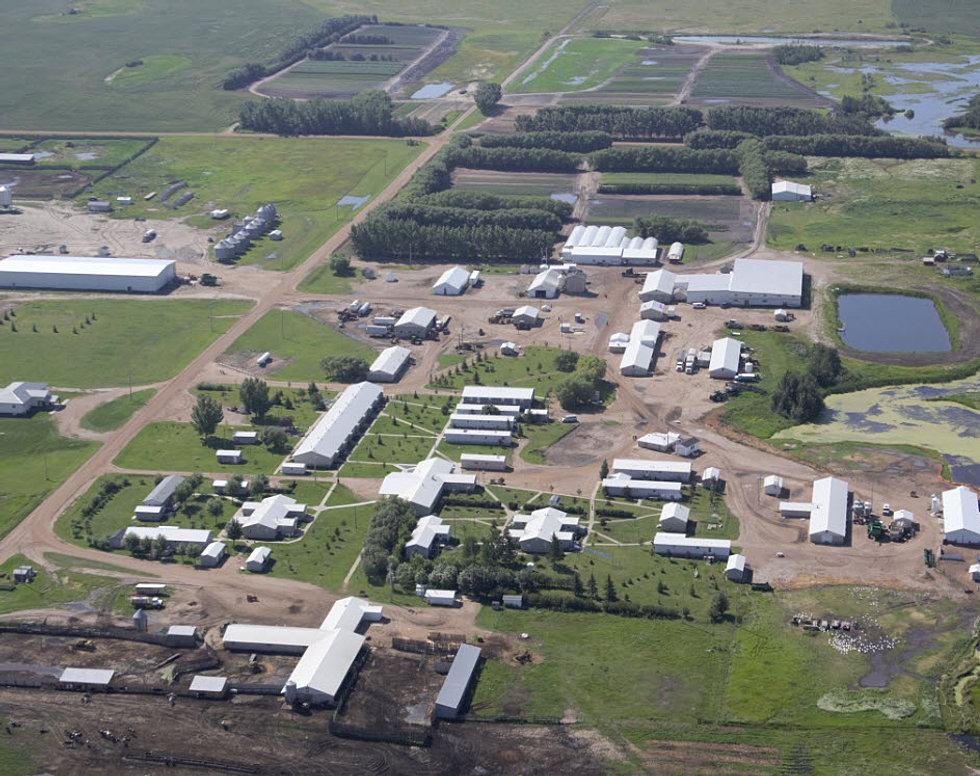 8b589b_51e662b5100548a7bc70a5294efd00a5