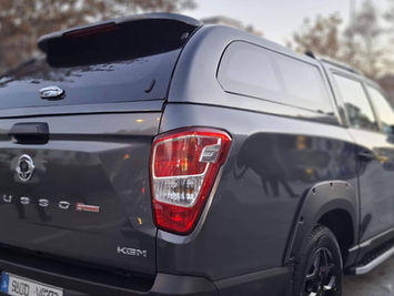 Fiberdunyasi Ssangyong Musso Grand I Ssangyong Musso Saracen Hardtop Canopy: Practicality Meets Design