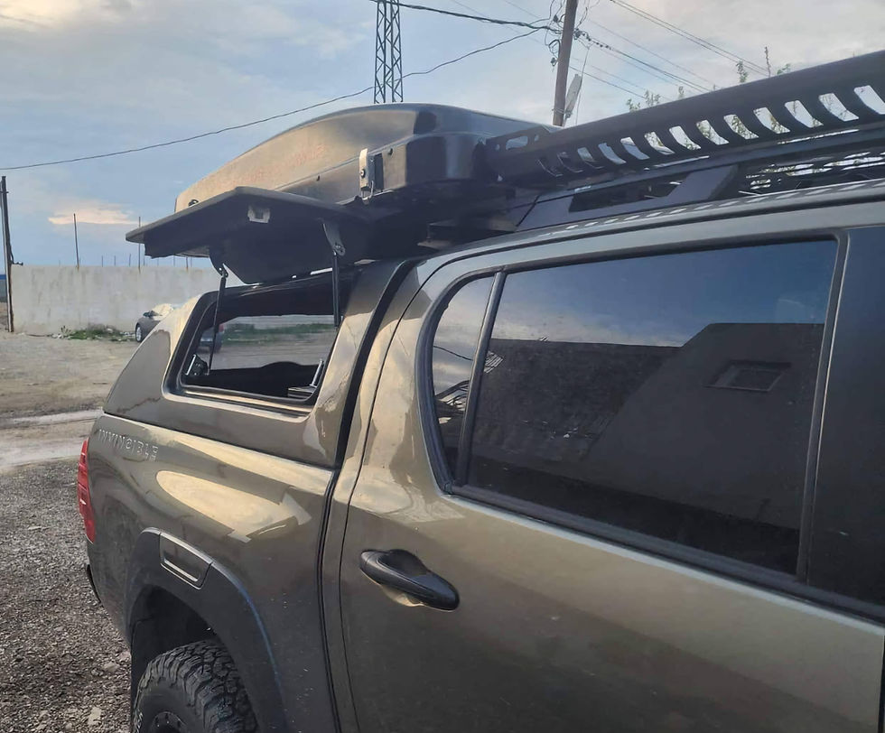 Küçük resim: Toyota hilux Commercial Solid Side hardtop Canopy I Fiberglass Camlı kabin Yanlar Açılır kabin