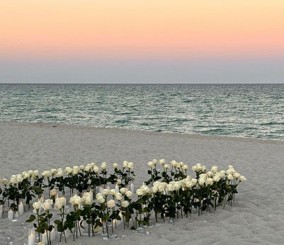 Propose in Miami Beach and create a magical engagement experience in Florida.
If you’re planning to propose in Miami, our team specializes in Miami beach proposals, sunset proposals in Miami, and fully customized engagement proposal experiences in Florida. From romantic candlelit setups to elegant beach proposals, we help you plan the perfect moment to hear that unforgettable YES.

Looking for the best proposal ideas in Miami? We offer romantic proposals in Miami Beach, private engagement proposals, and luxury proposal setups designed to match your vision. Whether you’re dreaming of a sunset proposal in Miami, a quiet and intimate beach proposal, or a stylish Miami proposal experience, we take care of every detail — design, timing, setup, and coordination.

Planning your Miami proposal has never been easier. Our proposals are thoughtfully designed to be romantic, stress-free, and unforgettable, making us a top choice for couples searching for propose in Florida, Miami proposal ideas, and beach engagement proposals in Miami.

¿Quieres hacer una propuesta de matrimonio en Miami?
Creamos propuestas en la playa de Miami, propuestas románticas al atardecer, y propuestas privadas y elegantes en Florida, diseñadas para un momento único y lleno de emoción.

If you’re searching for Miami proposal in Miami Beach, sunset proposal Miami, YES Miami proposal, or unique engagement ideas in Florida, you’re in the right place.