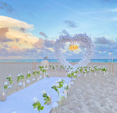 Propose in Miami Beach and create an unforgettable moment with a fully planned engagement experience in Florida.
We specialize in Miami beach proposals, sunset proposals in Miami, and romantic engagement setups designed for couples looking to say YES in the most magical way. From private proposals on the beach to luxury proposal experiences in Miami, we plan and design every detail to make your moment perfect.

Looking to plan your Miami proposal? Whether you’re searching for proposal ideas in Miami, romantic proposal Miami Beach, or a unique sunset engagement in Florida, our team creates beautiful, stress-free proposals tailored to your vision.
YES moments, elegant décor, candles, flowers, glowing signs, and unforgettable memories — all in one seamless experience.

¿Buscas una propuesta de matrimonio en Miami?
Creamos propuestas románticas en Miami Beach, propuestas al atardecer, y propuestas privadas y de lujo en Florida. Diseñamos cada detalle para que tu propuesta sea íntima, elegante y completamente inolvidable.

If you’re dreaming of a Miami proposal, a Florida beach engagement, or a romantic “YES” moment in Miami, you’re in the right place.