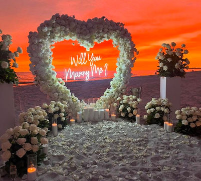Propose in Miami Beach and create a magical engagement experience in Florida.
If you’re planning to propose in Miami, our team specializes in Miami beach proposals, sunset proposals in Miami, and fully customized engagement proposal experiences in Florida. From romantic candlelit setups to elegant beach proposals, we help you plan the perfect moment to hear that unforgettable YES.

Looking for the best proposal ideas in Miami? We offer romantic proposals in Miami Beach, private engagement proposals, and luxury proposal setups designed to match your vision. Whether you’re dreaming of a sunset proposal in Miami, a quiet and intimate beach proposal, or a stylish Miami proposal experience, we take care of every detail — design, timing, setup, and coordination.

Planning your Miami proposal has never been easier. Our proposals are thoughtfully designed to be romantic, stress-free, and unforgettable, making us a top choice for couples searching for propose in Florida, Miami proposal ideas, and beach engagement proposals in Miami.

¿Quieres hacer una propuesta de matrimonio en Miami?
Creamos propuestas en la playa de Miami, propuestas románticas al atardecer, y propuestas privadas y elegantes en Florida, diseñadas para un momento único y lleno de emoción.

If you’re searching for Miami proposal in Miami Beach, sunset proposal Miami, YES Miami proposal, or unique engagement ideas in Florida, you’re in the right place.