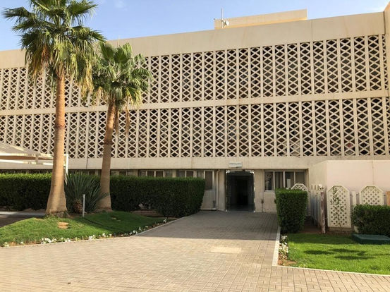 مركز الابحاث 1.jpg