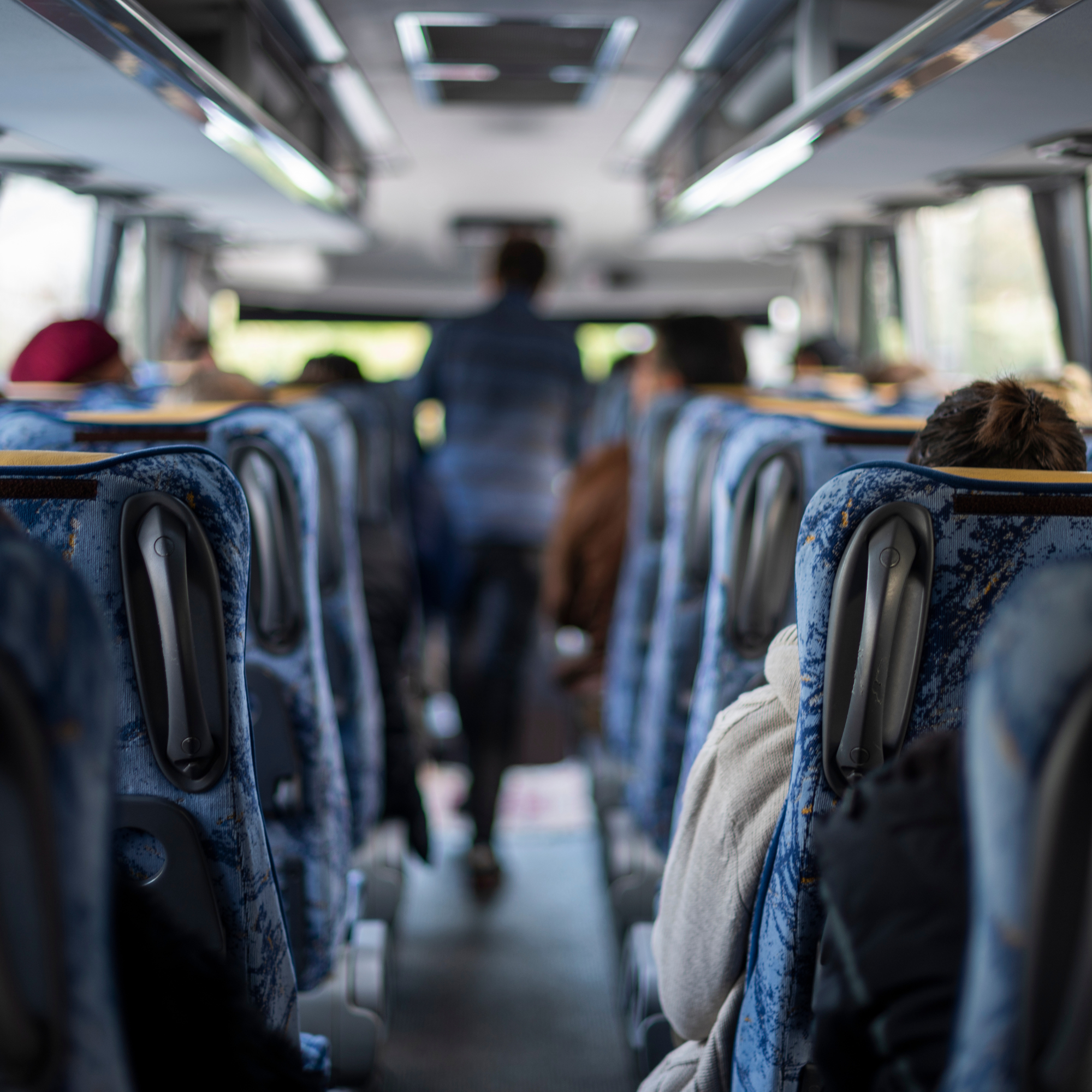 Travel easily with our Thursday to Sunday courtesy bus, making visits safe and convenient.