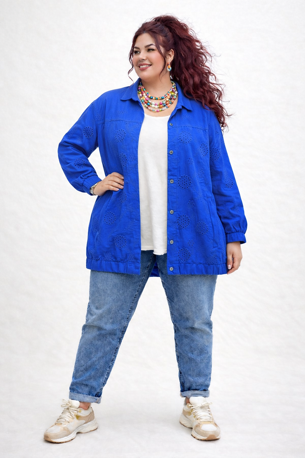 Thumbnail: Veste à broderie anglaise