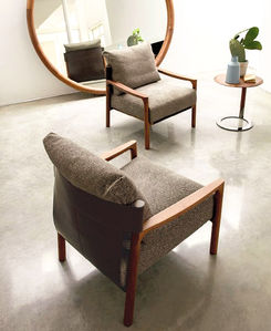 Shelly Rose Consulting and Design (SRCD) private wealth corporate interiors, client lounge seating.