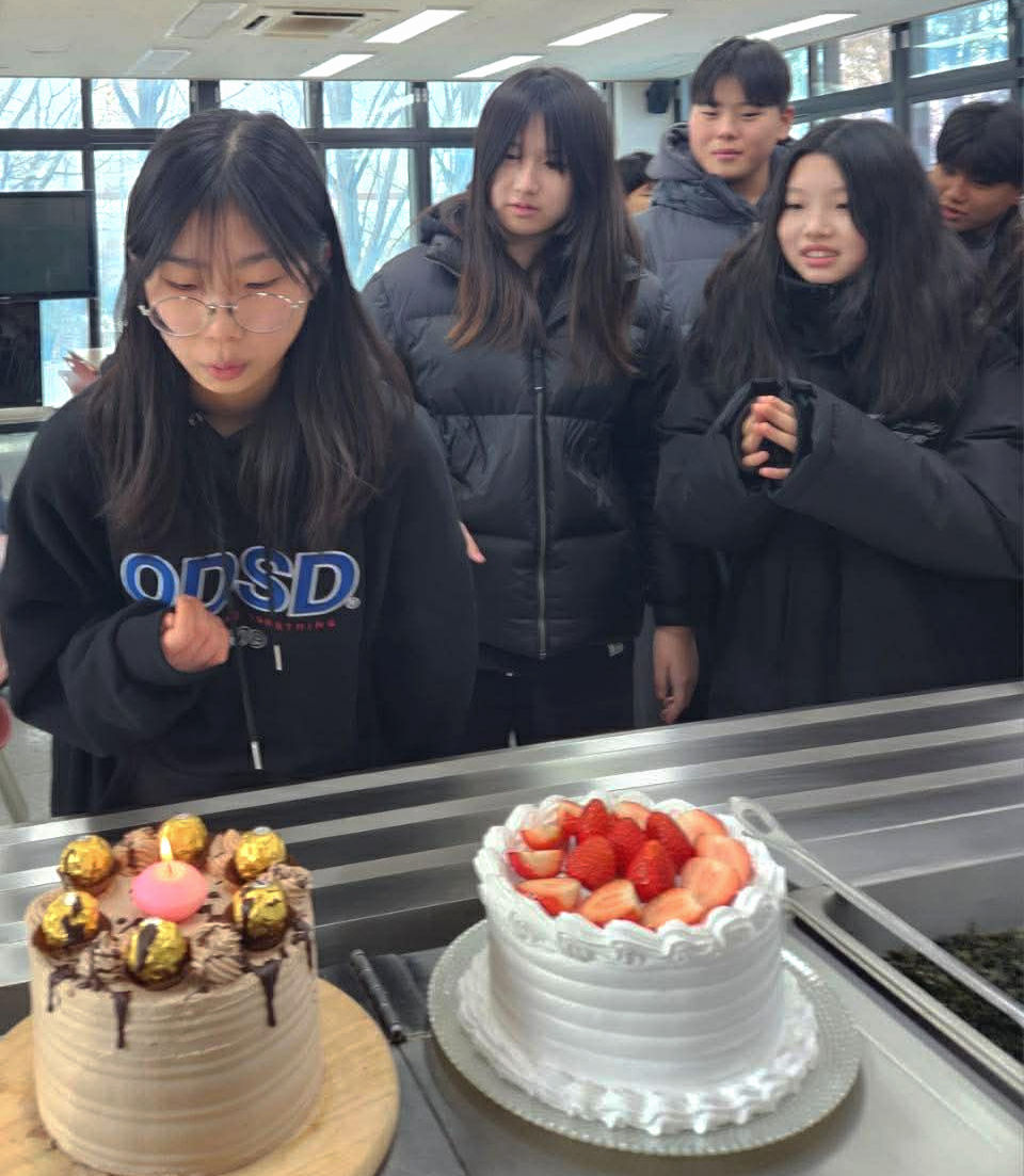 Surprised birthday cake