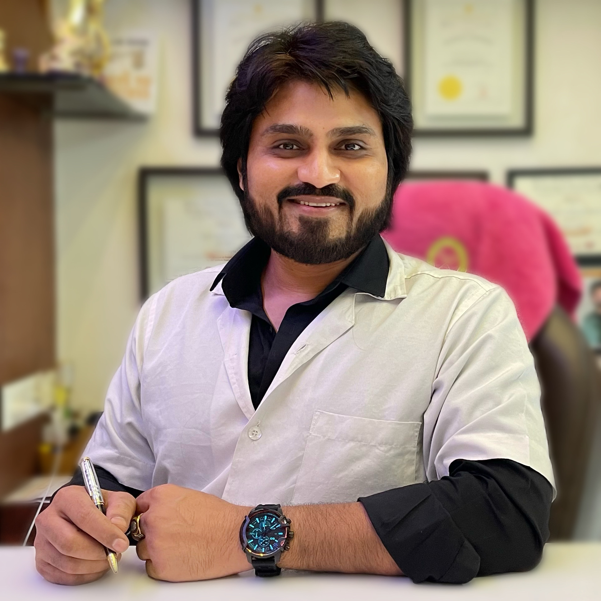 Dr Sunny Gupta Detox Dietician and helps in Weightloss