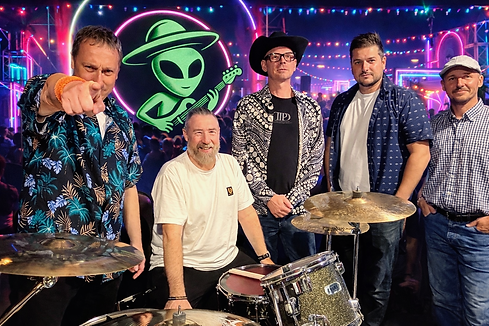 Obviously Aliens Photo.png