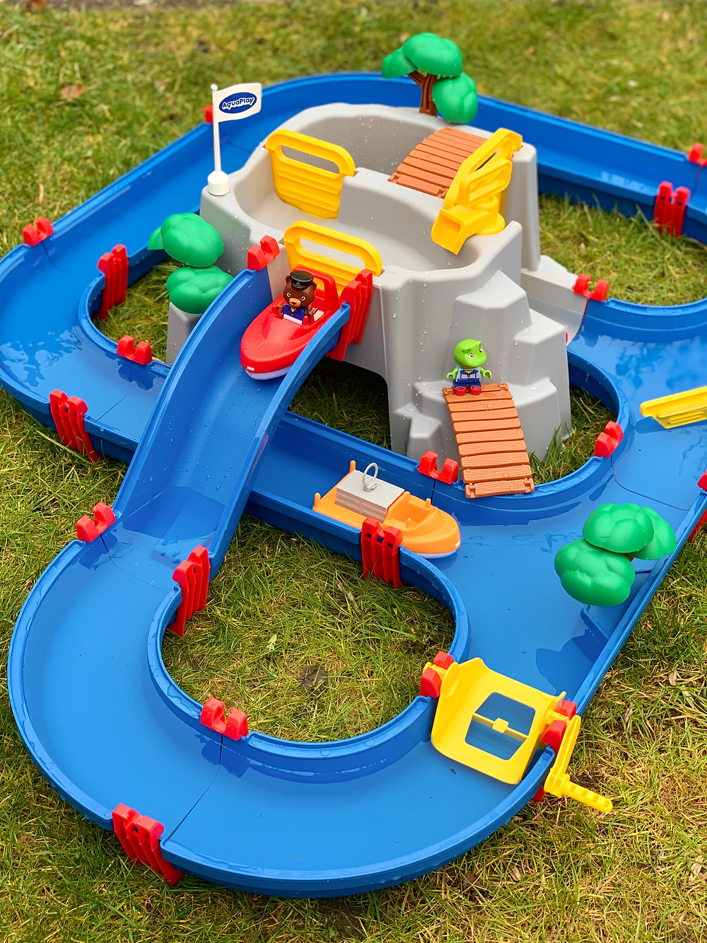 SMOBY Aquaplay Mountain Lake Review