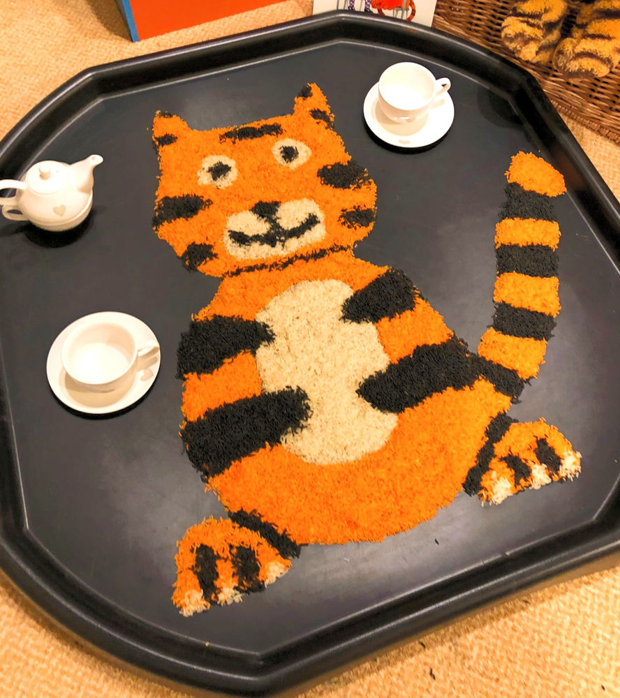 23 Sensory Tuff Tray Ideas