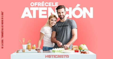 Ofrécele atención