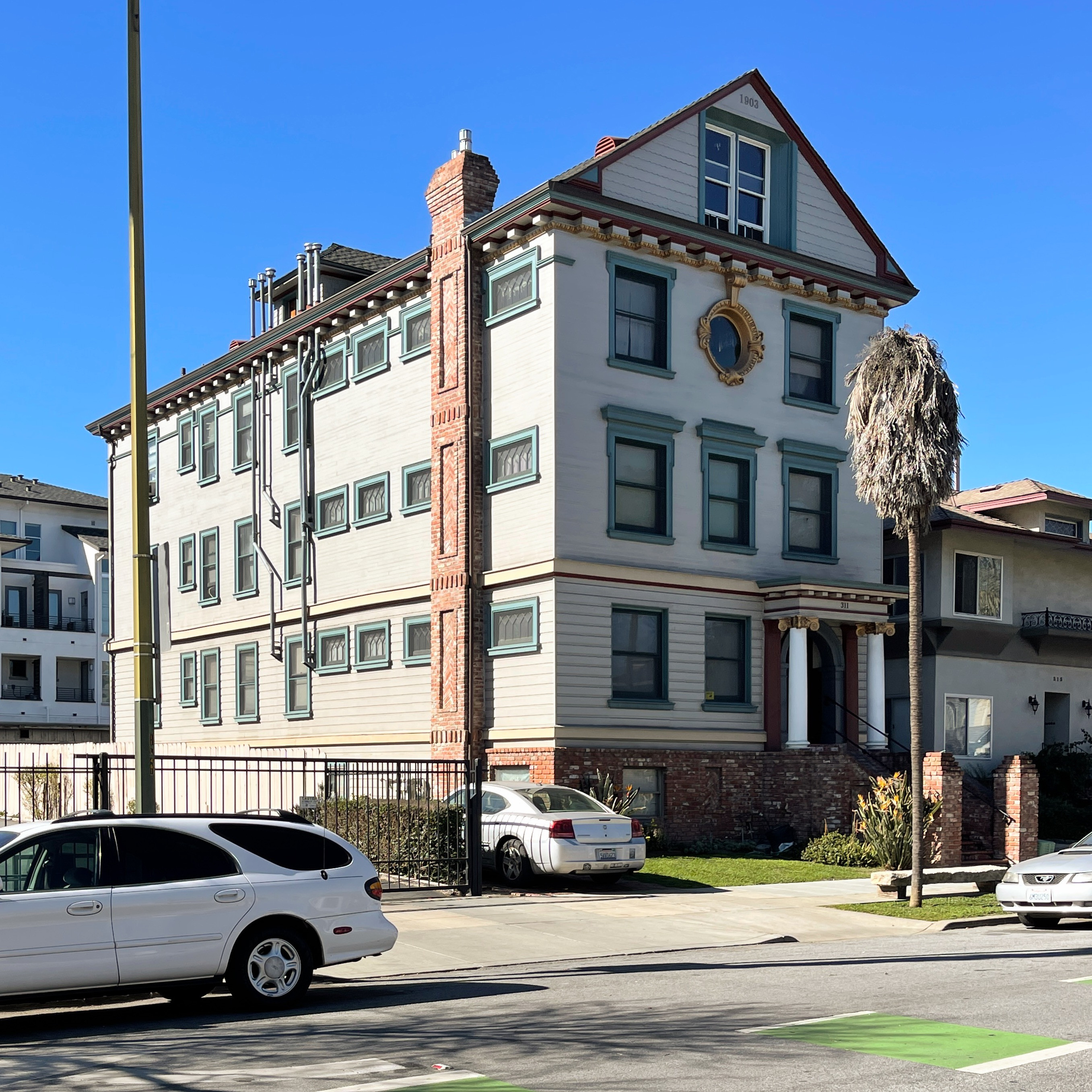 Moody Flats Apartments