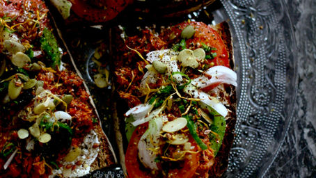Tartines au thon à la tomate avec Petit Navire