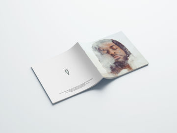 Free_Square_Brochure_Mockup_07 copie
