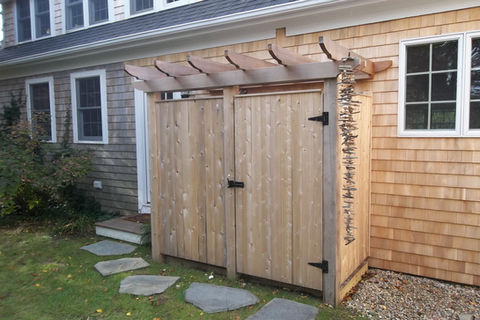 Board Shower With Pergola Top