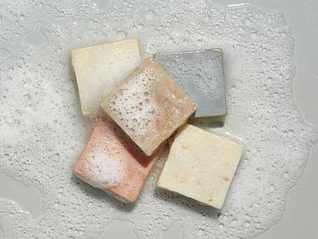DIFFERENCE BETWEEN NATURAL SOAP AND INDUSTRIAL SOAP