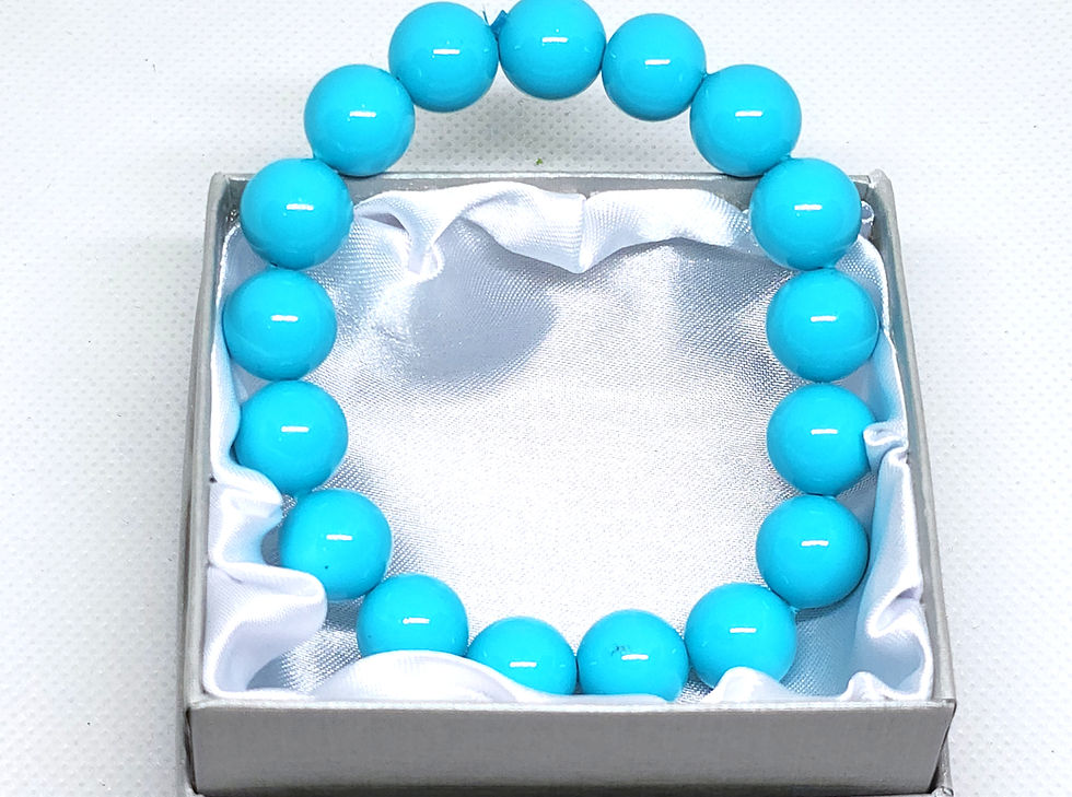 Thumbnail: Sleeping Beauty Turquoise colored shell pearl stretch bracelet 12mm pearls
