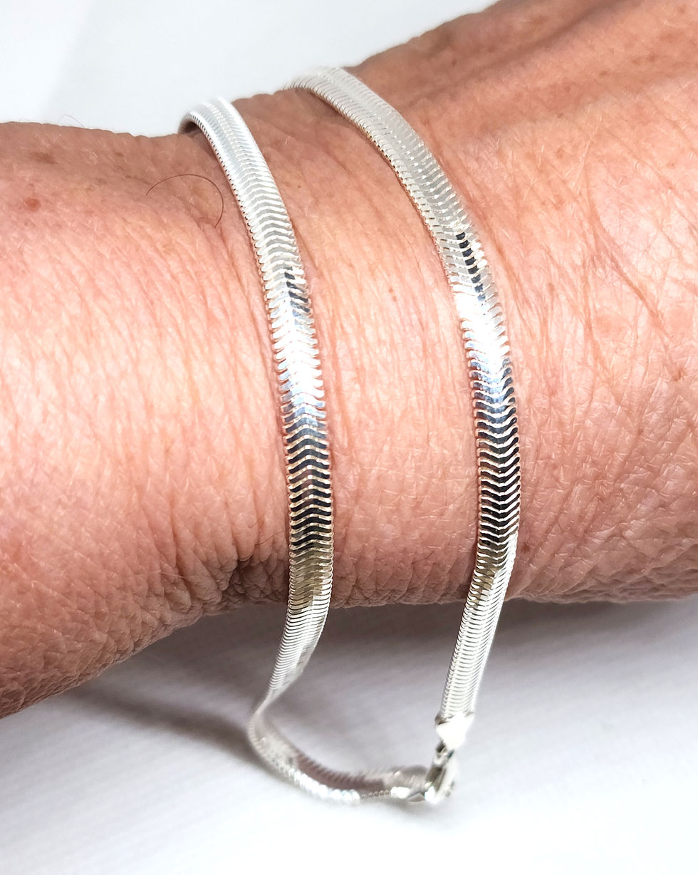 Thumbnail: Italian Sterling Silver non-tangle diamond-cut dragon tail chain 20" 13.16 gr