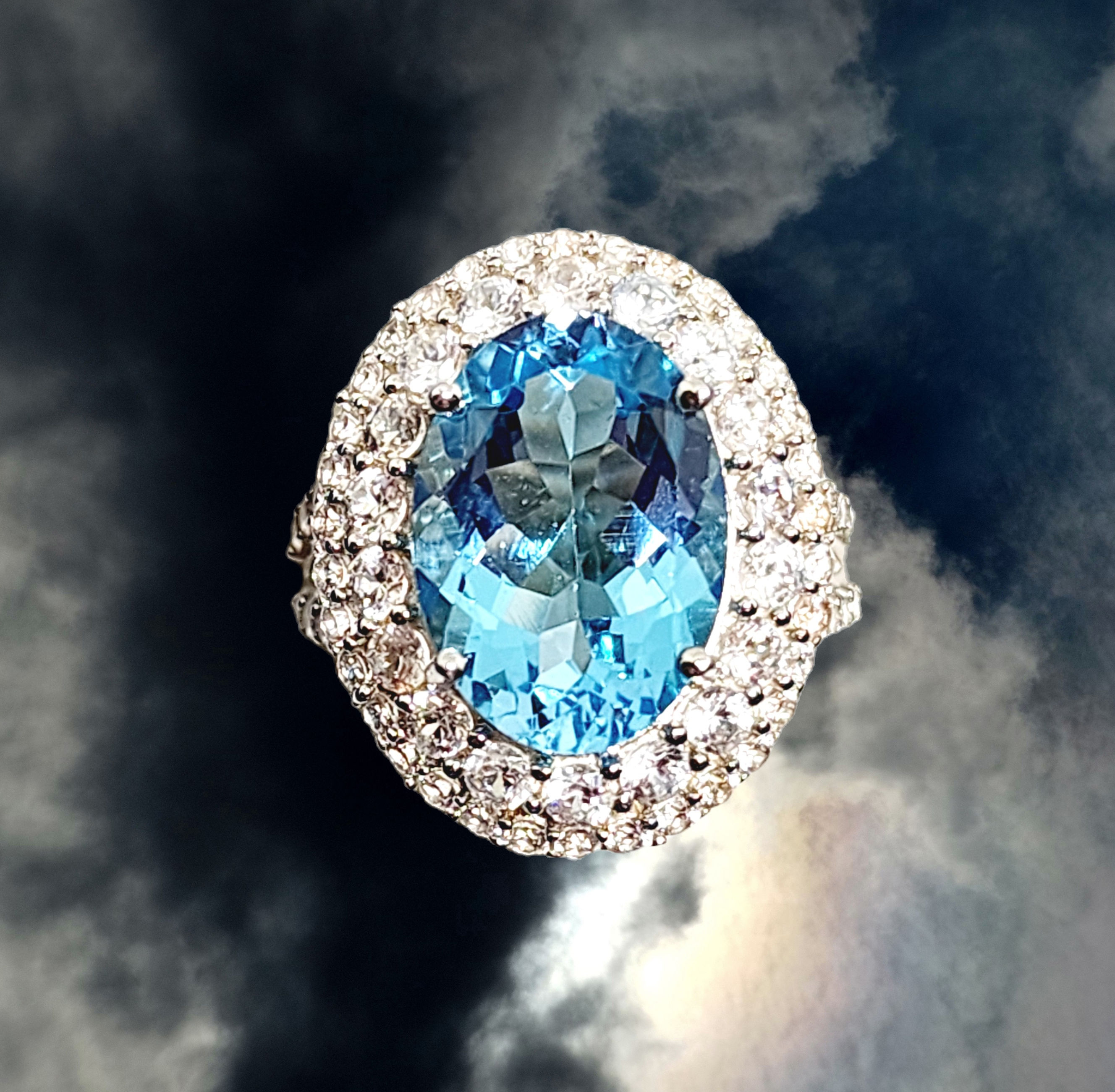 Premium Marambaia Topaz & White Zircon ring in Platinum plated 925 SS 10.65 cts