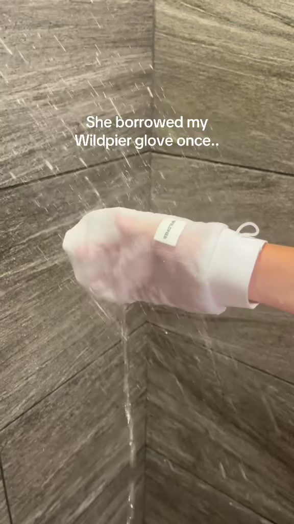 Thumbnail: Wildpier™ Deep Exfoliating Glove