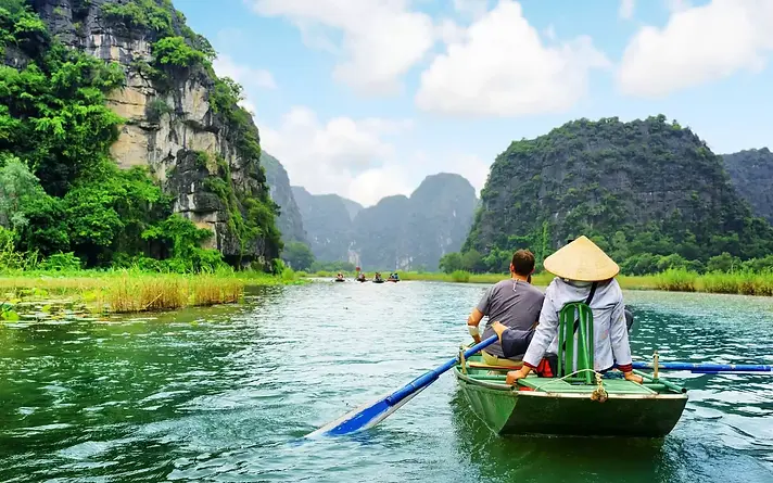 boat-ride-along-Ngo-Dong-River.jpg