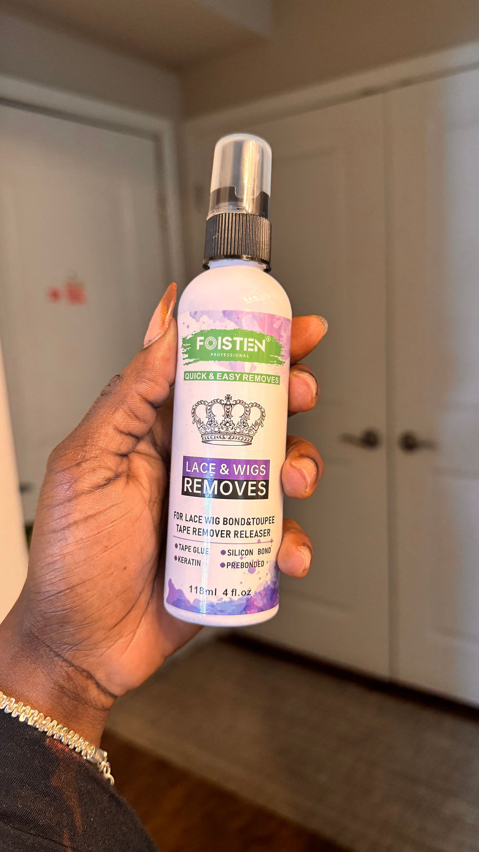 Thumbnail: Lace glue remover 