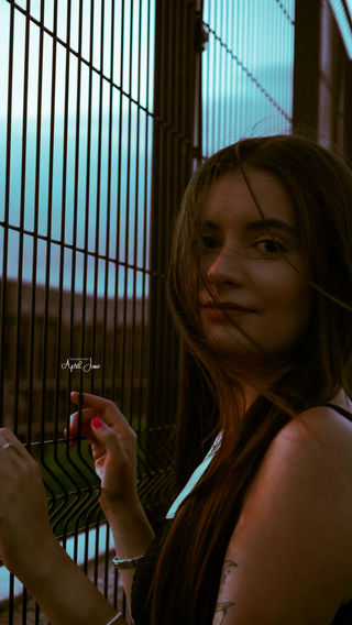 Megan | Portrait | 2022