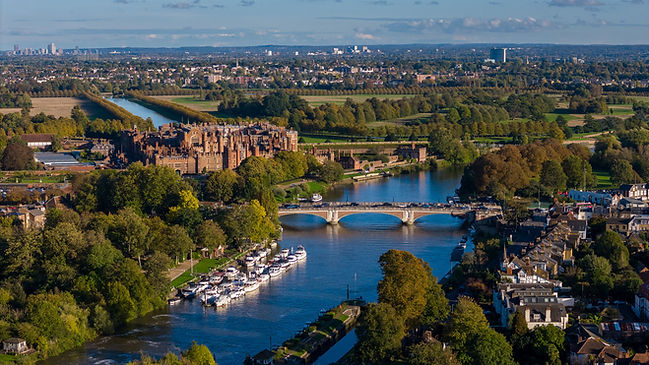 IStock King of the Thames.jpg