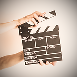 person-clapping-clapperboard-freepik_edi
