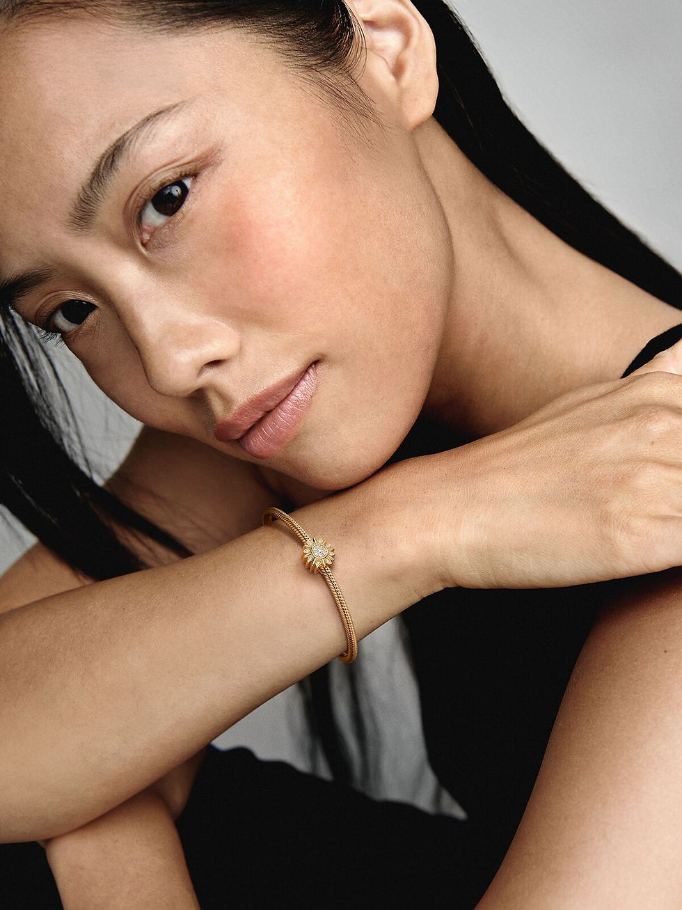 Miniatura: Charm Sol Brillante