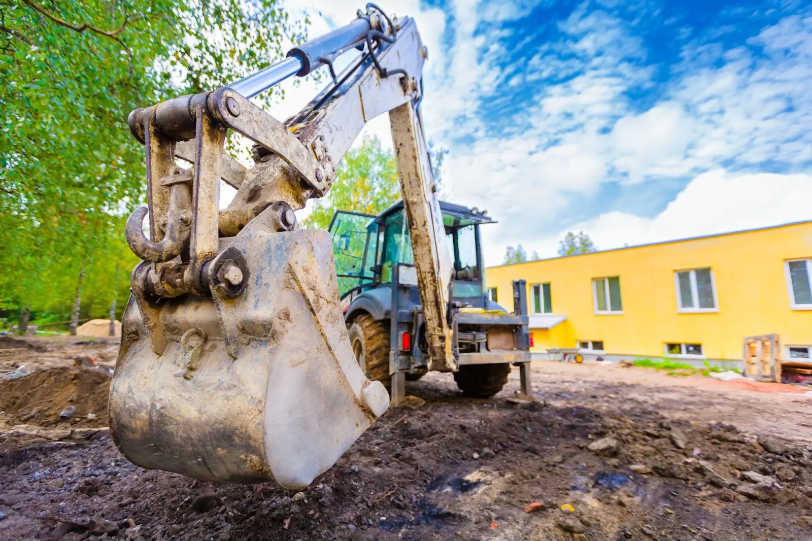 JOMI Construction prioritizes safety and skill in all our excavation work