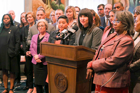 Democrats respond after House Republicans silence reproductive rights supporters