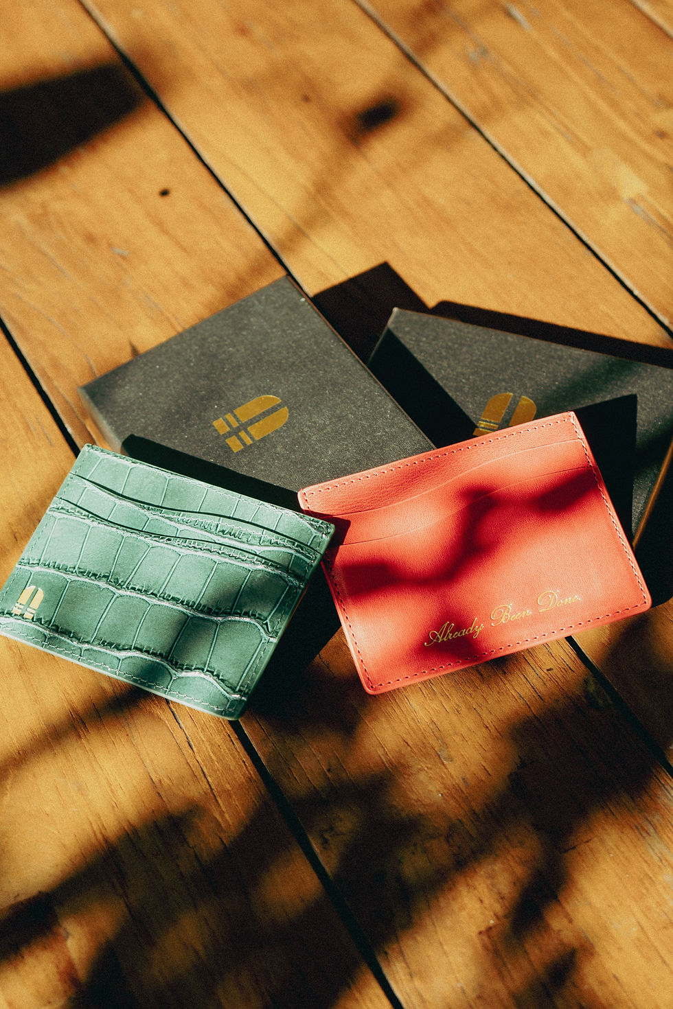 Thumbnail: Vegetable Tan Red Cardholder