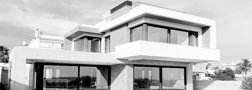 “Accredited valuer assessing a residential home for a property valuation in Australia.”