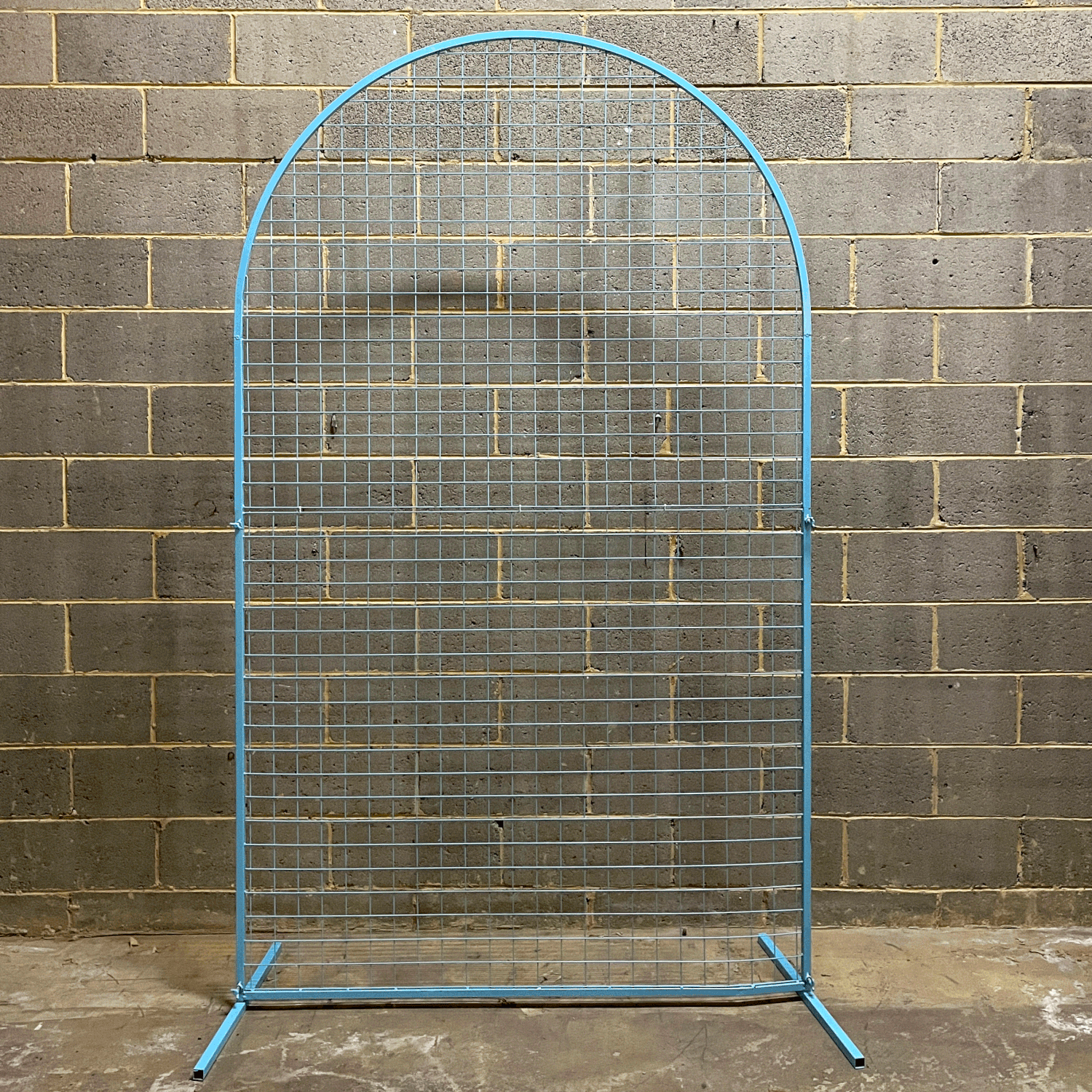 Blue Mesh Arch Waurn Ponds ILTS