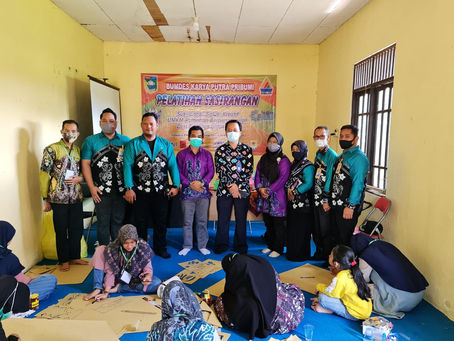 Produksi Sasirangan Tumbuhkan Usaha Mikro Kecil Dan Menengah Warga Desa