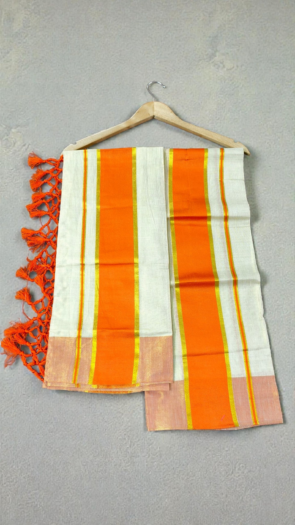 Thumbnail: Orange tissue set mundu