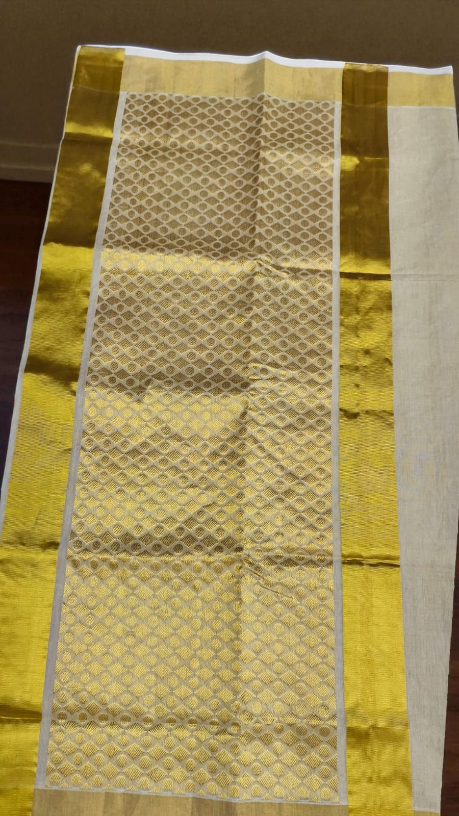 Thumbnail: Handloom kuthampully saree