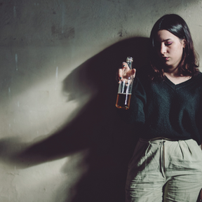 Alcohol & Substance Addiction: A Comprehensive Guide to Root Causes & Recovery