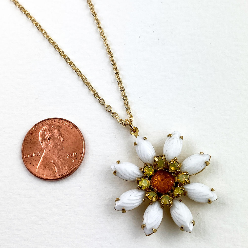 Thumbnail: Cutest Ever Daisy Flower Necklace
