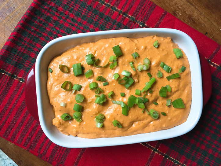 Cauliflower buffalo 'wing' dip