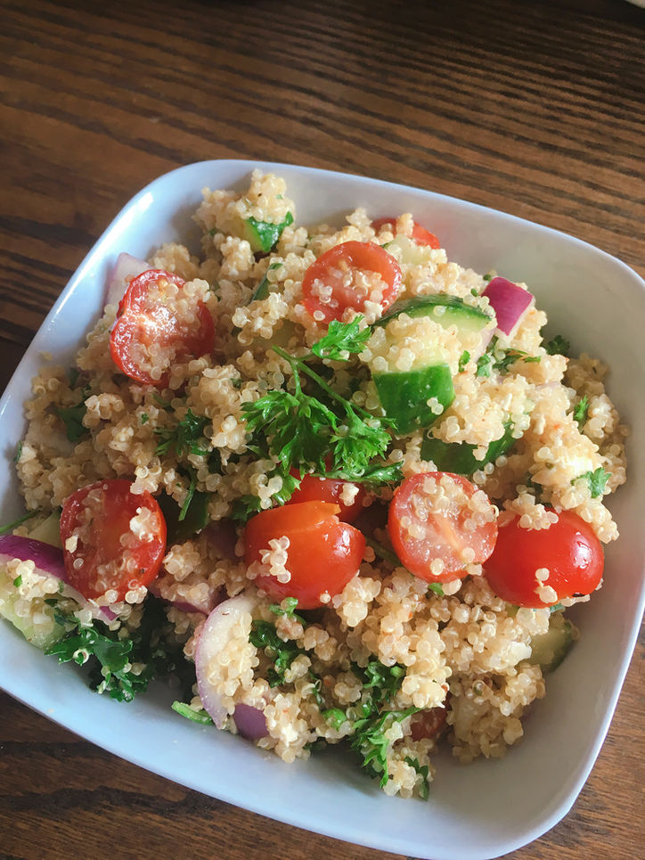 Simple Greek Quinoa Salad