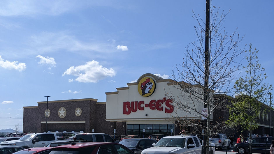 Buc-ee's- One last stop.