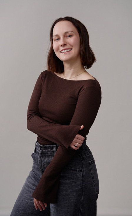 Zahnärztin Dr. Nina Lang; ästhetische Zahnmedizin Graz; Zahnarzt Kassenpatient Graz; professionelle Zahnreinigung Graz;