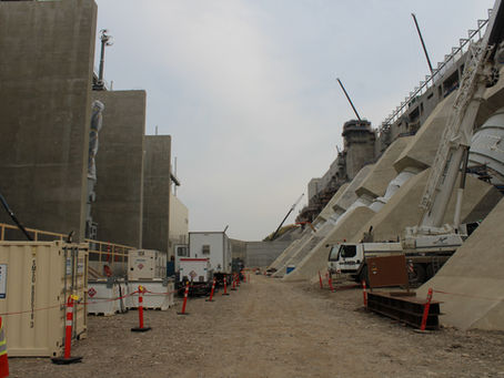 Now that's a dam twist