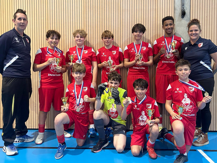 Erfolgreiche Junioren D in der Halle