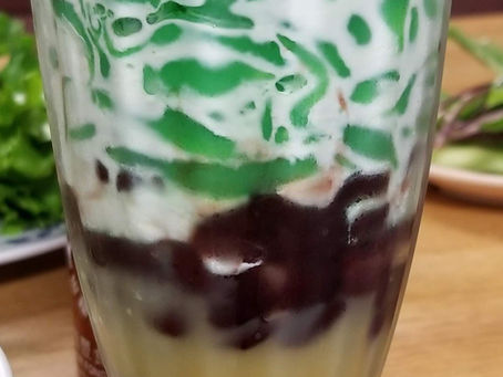 Traditional Vietnamese Recipe - Chè ba màu (Three Color Dessert)