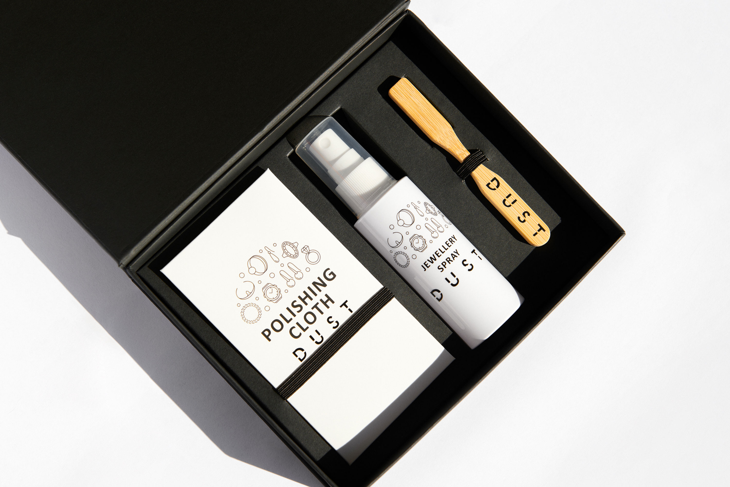 Jewellery cleaner kit