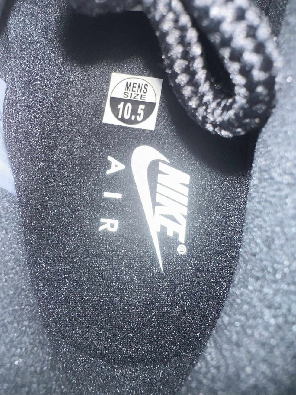 Thumbnail: Jordan 11 Low “Bred” sz 10.5 New 